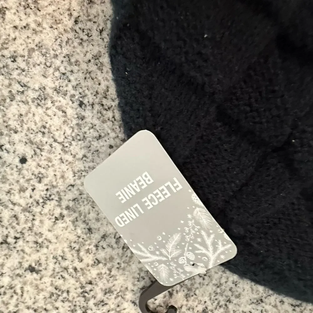 Black Cable-knit Fleece Lined Beanie NWT